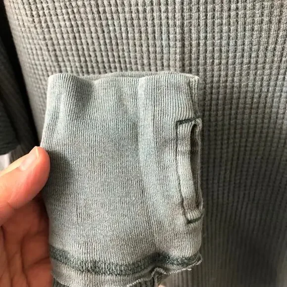 NWOT We the Free / Free People Microphone Drop Thermal Top Silver Pine Size XS - Picture 8 of 12